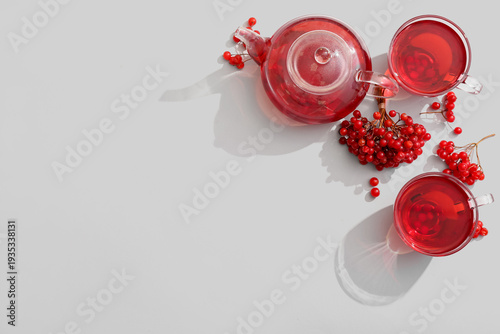 Glass cups and teapot of ho...