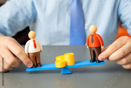 Tableau sur toile Distribution of pay among employees