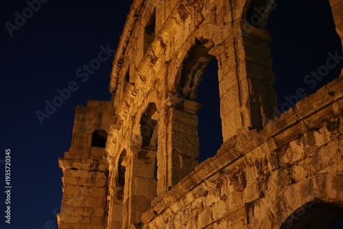 Fotografija Rome teatre at night
