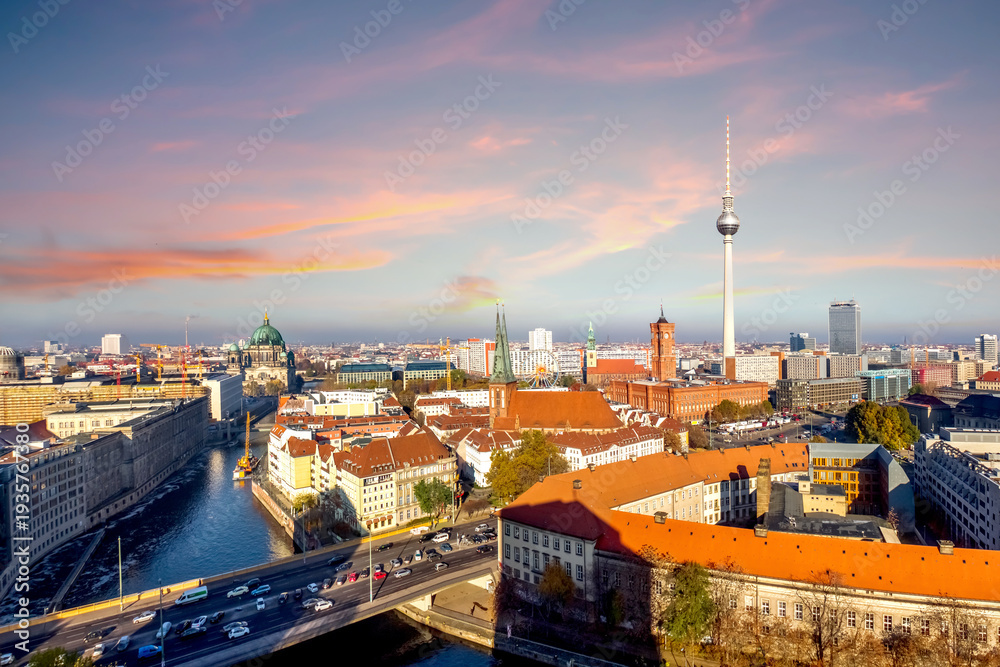 Fototapeta premium Fernsehturm, Berlin, Deutschland 