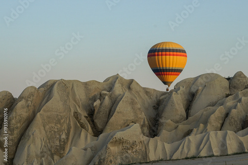 A popular holiday destination, a natural wonder. A holiday destination where you can travel in the sky with hot air balloons. Impressive view of hot air balloons and fairy chimneys.