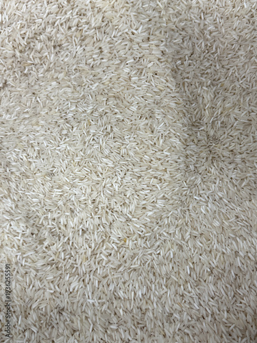 A pile of white rice grains