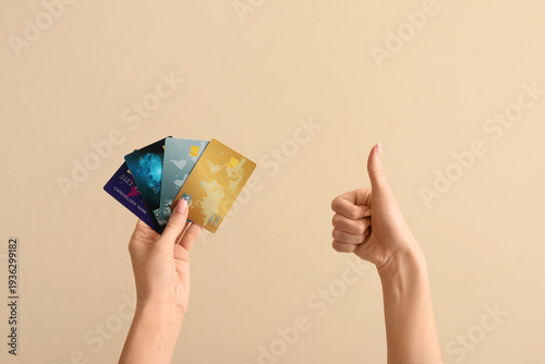 Woman with credit cards sho...