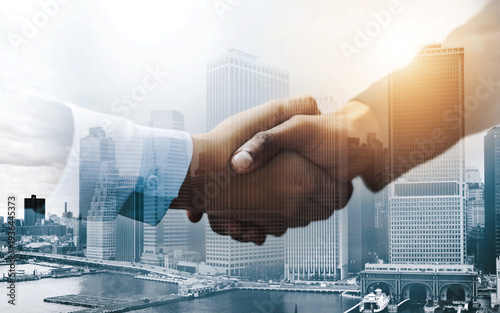 Fotografi City, overlay or business people shaking hands for deal, partnership agreement or joint venture contract
