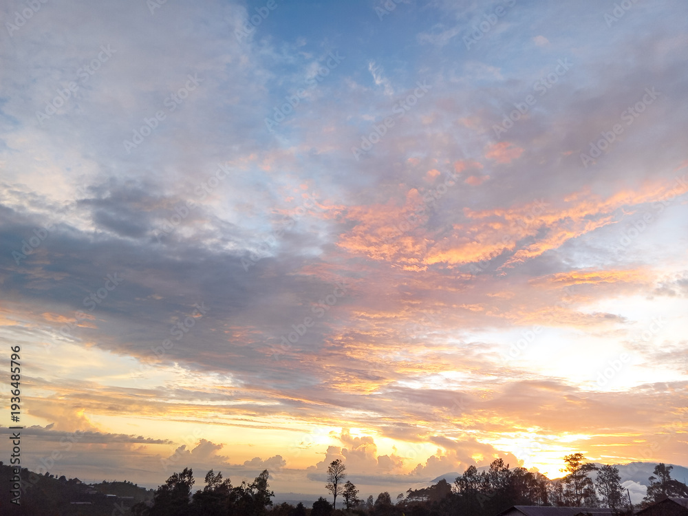 Obraz premium sunset in the mountains