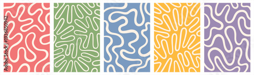 Twisted continuous lines curved wiggling stripes waves vector backgrounds set. Liquid retro groovy hippie patterns collection. Doodle uneven hand drawn wavy organic winding lines