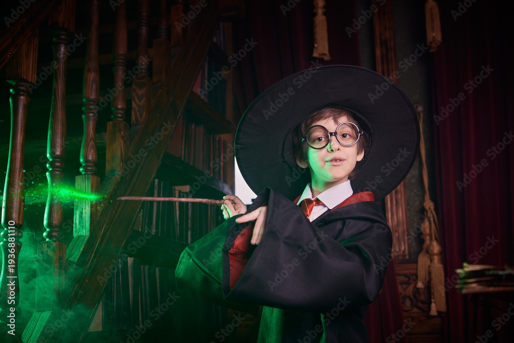 Naklejka premium Wizard Hat Spell