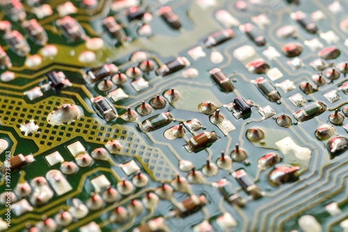 Foto Detailed Macro of Electronic Circuit Board with Solder Joints