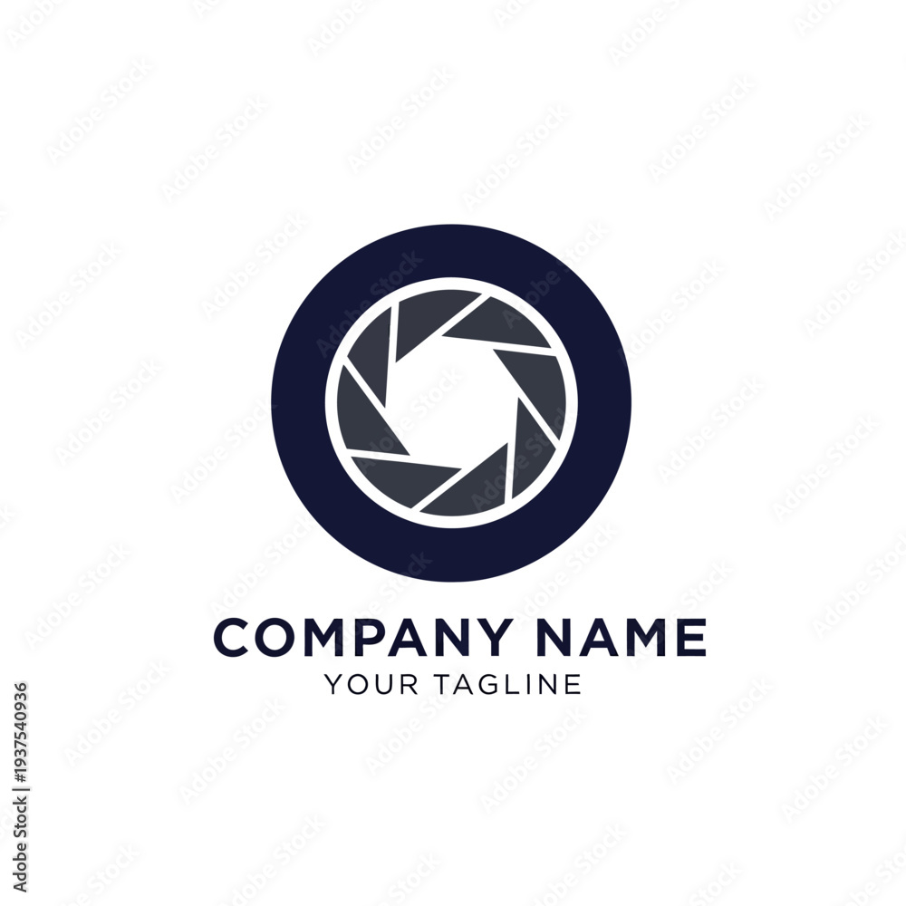 Fototapeta premium Camera Lens Logo Design Template.