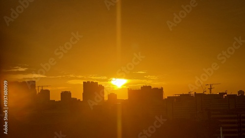 Obraz na płótnie sunset over city