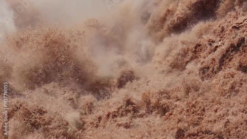Yellow River Hukou Waterfall	
