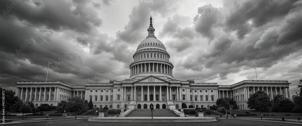 Fototapeta premium Historic architecture of the u.S. Capitol building washington d.C. Black and white photography dramatic cloudy sky wide angle view