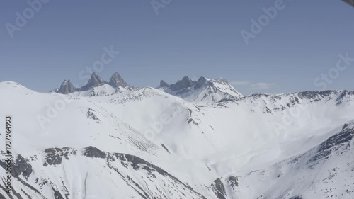 survol en ULM de montagne en hiver