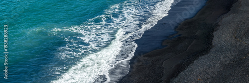 Panel kuchenny z motywem Panoramic abstract aerial view of Reynisfjara black sand beach, Iceland travel web banner