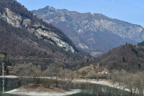 Wallpaper Mural Schöne Landschaft am Lago di Tenno im Trentino  Torontodigital.ca
