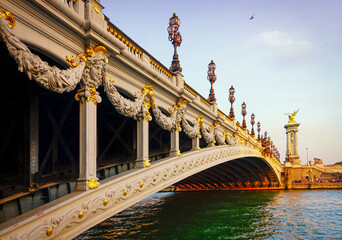 Leinwandbilder Pont Alexandre III Pont Alexandre III über der Seine  © Yaojun