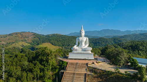 Slika na platnu Wat Phra That Pu Jae is a historic mountain temple in Rong Kwang District, Phrae, recognized as a national archaeological site