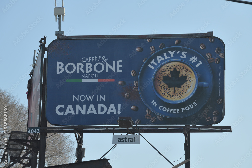 Fototapeta premium rooftop billboard for Borbone coffee in Toronto