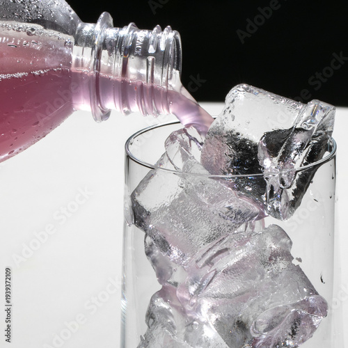 Fotografi Effervescent lavender tonic cascading over crystalline ice, a cool nod to Global