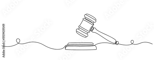 Continuous line drawing of a gavel with sound block. No editable stroke