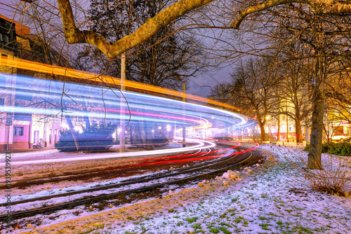 Zwickau, zug, bahn, station, stadt, nacht, transport, beförderung, anreisen, traffic, städtisch, bahnsteig, architektur, Straßenbahn, strasse, Strecke, Haltestelle, Zwickau, Lichtspur, business, auto