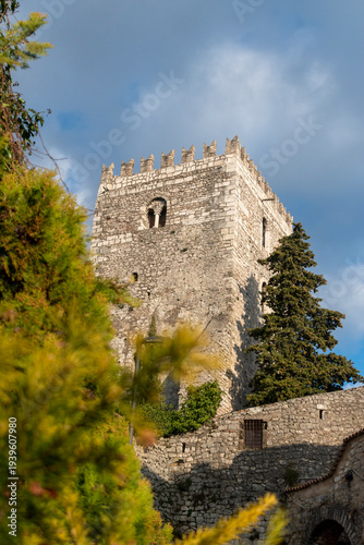 Cuadro en lienzo Torre Cajetani - Frosinone - Lazio - Italia