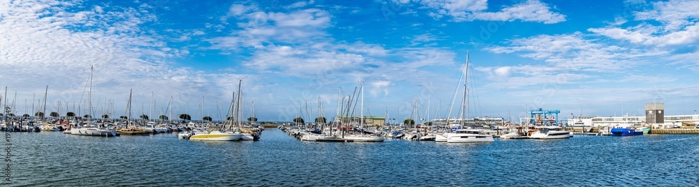 Fototapeta premium Marina and Beach in Arcachon, Gironde, France, Europe