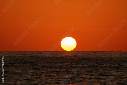 Tapety artystyczne 小笠原の夕日 グリーンフラッシュ
