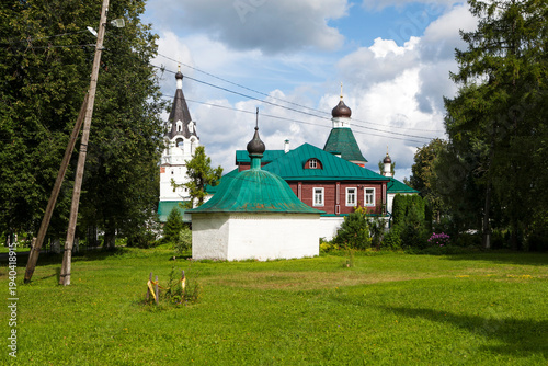 Aleksandrovskaya Sloboda. Holy Dormition Convent: Crucifixion Church-Belltower, Chapel of the Blessing of the Waters, and the Abbess's House. Aleksandrov, Vladimir Oblast, Russia