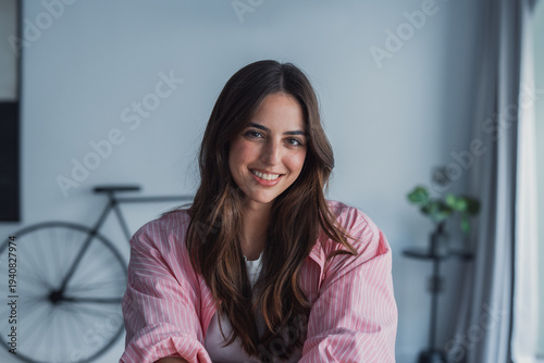 Bild auf Leinwand Happy pretty millennial girl home head shot portrait