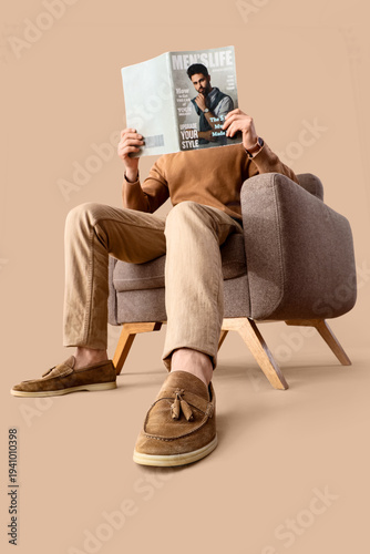 Man with stylish shoes read...