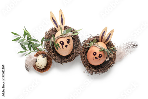 Nests of cute painted Easte...