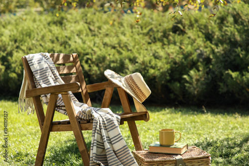 Comfortable wooden chair wi...