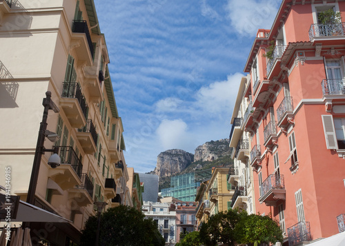 Centrum miasta, domy na skałach, Monte Carlo, Księstwo Monako, Riwiera Francuska, City center, houses on the rocks, Monte Carlo, Principality of Monaco, French Riviera