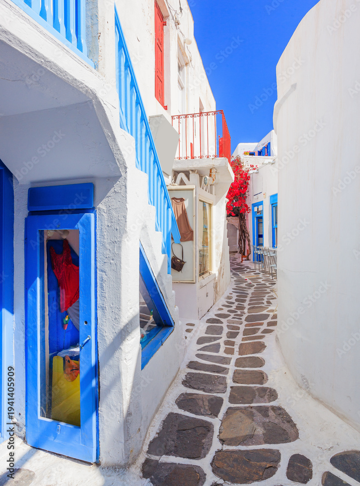 Fototapeta premium Mykonos, Greece. View of the narrow streets of Mykonos town.