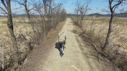 따듯한 봄 날 자전거 타기