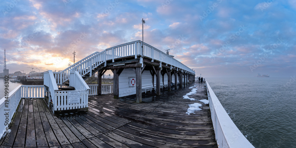 Naklejka premium Alte Liebe (Old Love), famous observation deck in Cuxhaven, Germany at the river Elbe