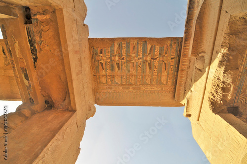 Foto The Temple of Kom Ombo  in the town of Kom Ombo in Aswan Governorate  constructe