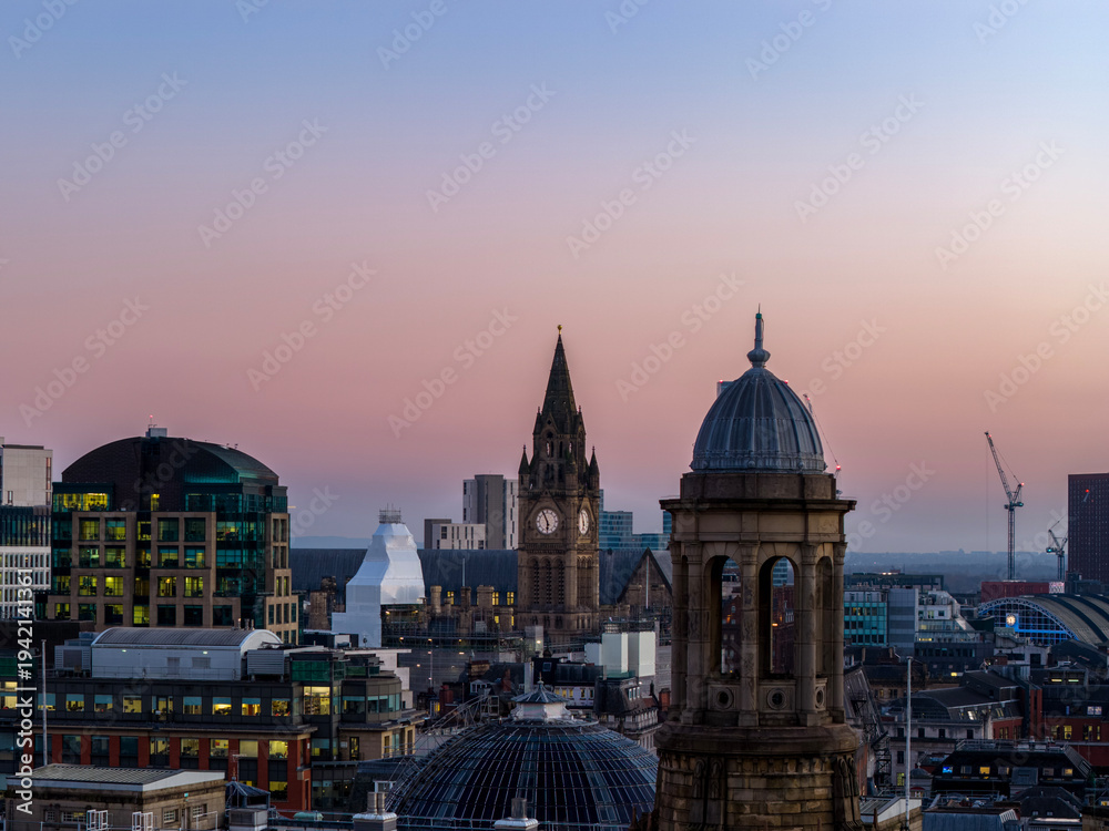 Fototapeta premium Manchester during golden hour