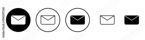 Mail icon vector. email sign and symbol. E-mail icon. Envelope icon