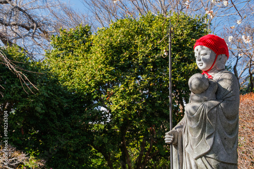 お地蔵様と白梅