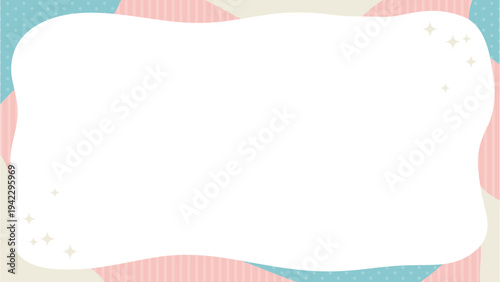 くすみピンク×グリーンの波型フレーム背景 薄ドット＆ストライプ重ね柄入りパステルバナー素材