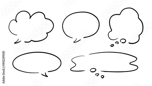 シンプルな線の手書きの吹き出しセット ベクター