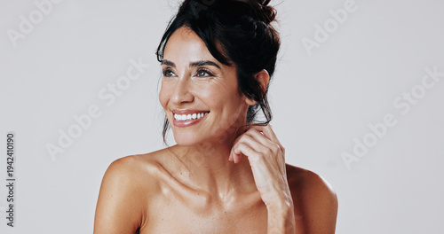 Foto Beauty, smile and thinking with woman on studio space for cosmetic or dermatology inspiration