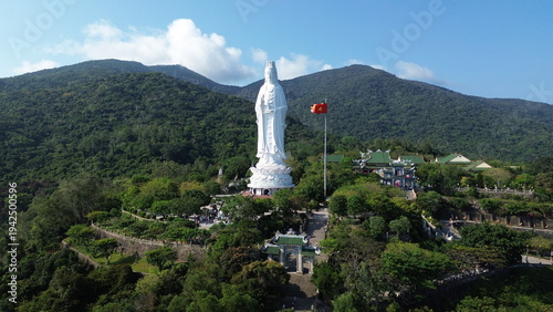 Schilderij op canvas Detailed drone perspective of the tallest Lady Buddha statue in Vietnam on Son T
