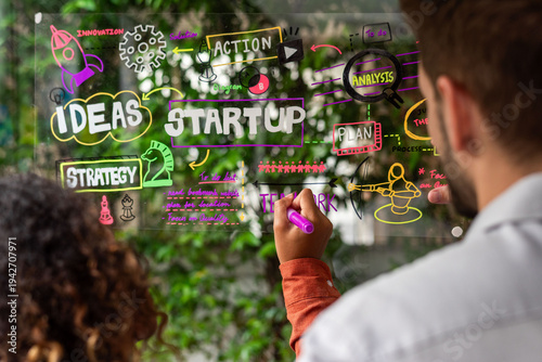 Fotografija Creative brainstorming startup strategy.