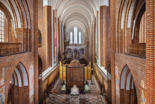 Foto Central nave of Roskilde Cathedral, Denmark