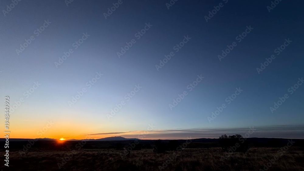 Fototapeta premium sunset in the mountains
