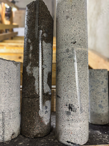 Obraz na płótnie Concrete cylinder sample extracted during diamond drilling process