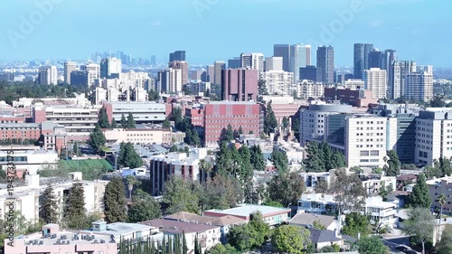 Wallpaper Mural Slow Aerial Pan Across UCLA Medical District and City Skyline Torontodigital.ca